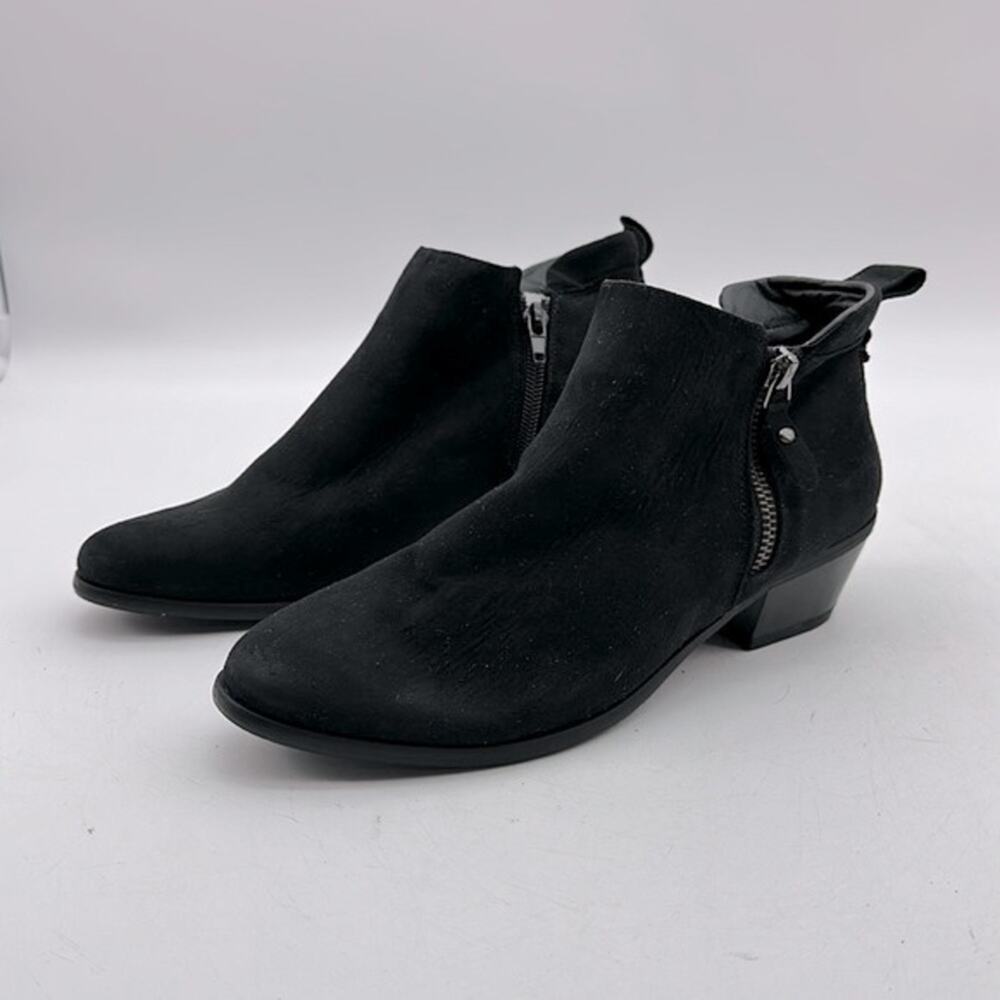 RELATIVITY Black‎ Suede Side Zipper Ankle Bootie Boots Size 6.5